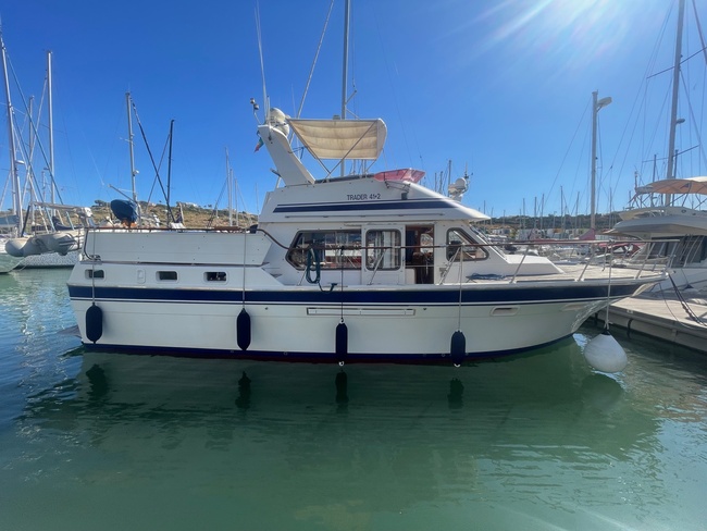 TRADER 41+2 Sundeck - Image 4